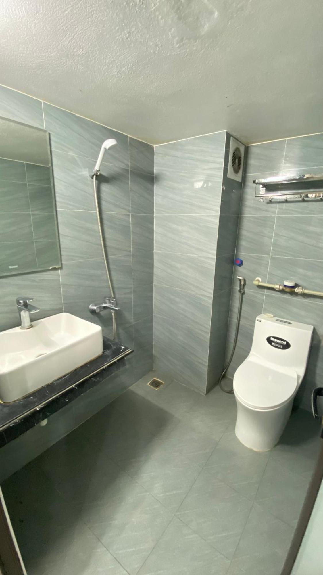 Era Apartment Tran Thai Tong Ханой Екстер'єр фото