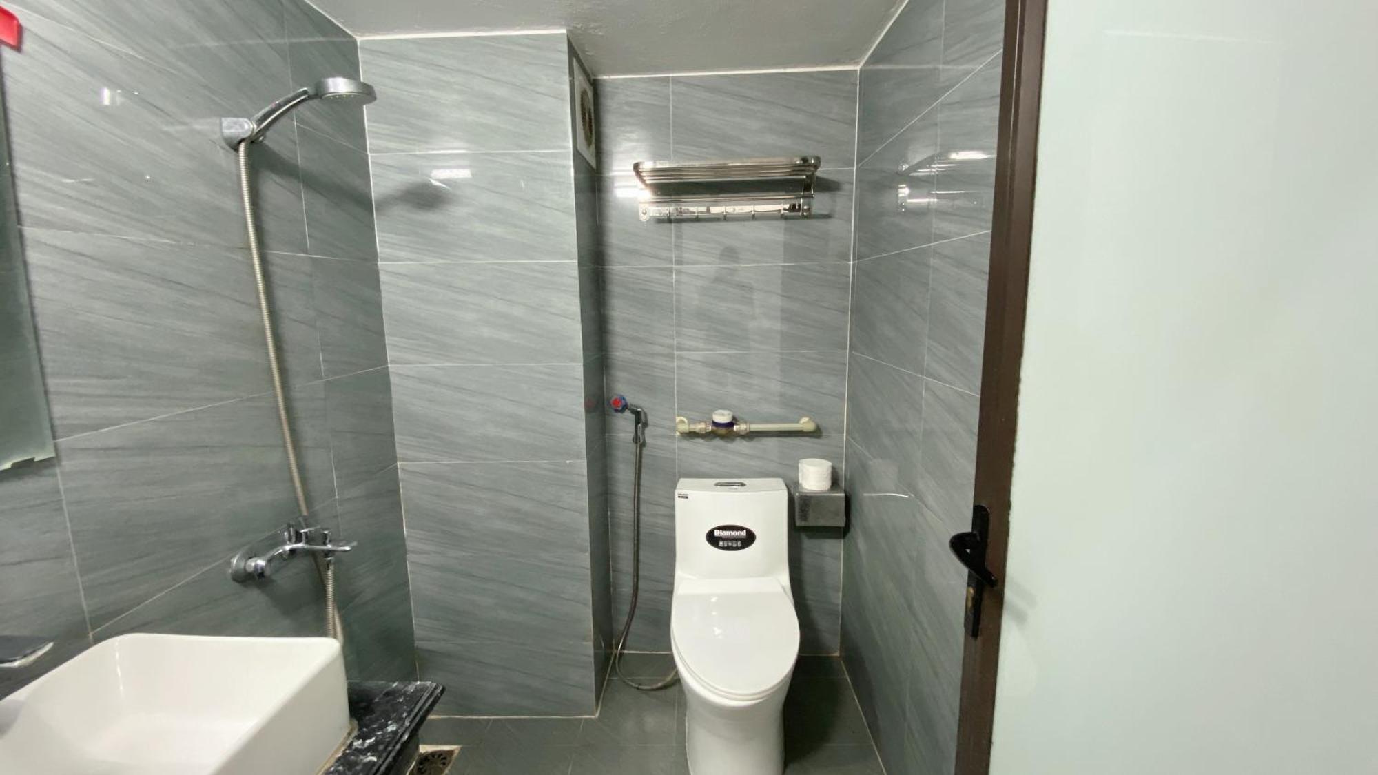 Era Apartment Tran Thai Tong Ханой Екстер'єр фото